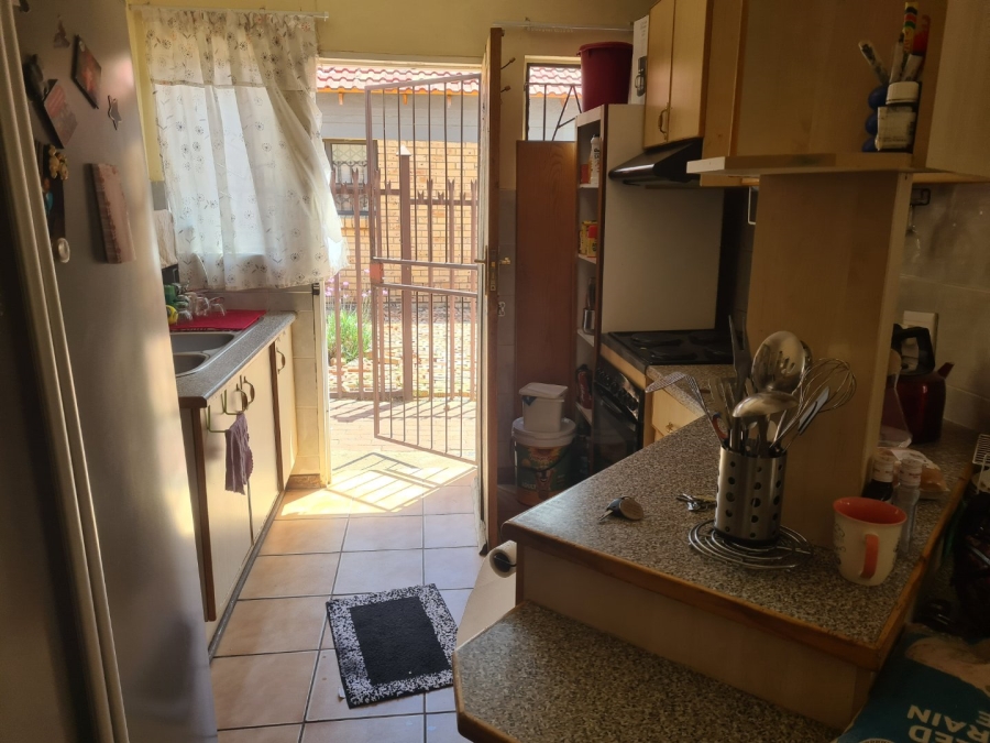 To Let 3 Bedroom Property for Rent in Ehrlich Park Free State
